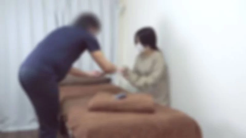 fc2-ppv 4880440 ♡Half price until 4/29! 【No/Almost In-the-Vagina】 A customer who previously consulted about underarm hair removal came back with even bushier pubes. The pheromones soaked into the hair are insane! | FC2 Electronic Market