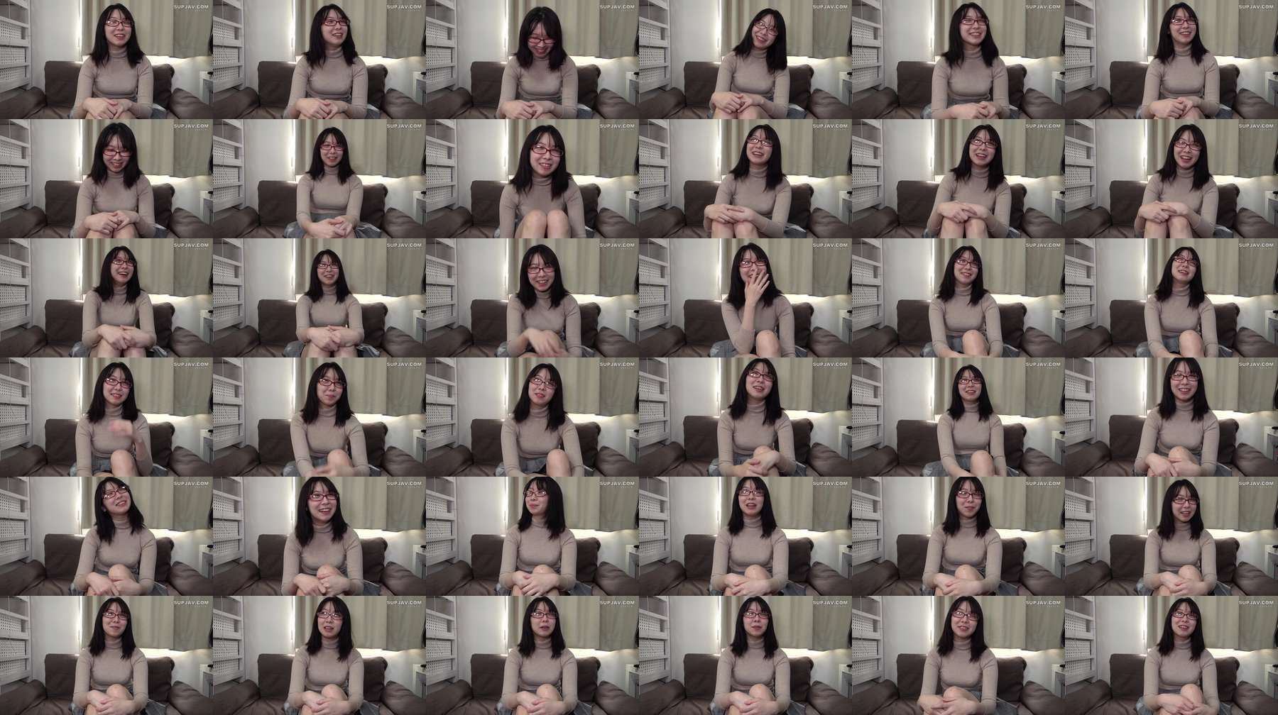 [UNCENSORED-LEAK] BLOR-288 A girl with glasses and a soft smile makes a vulgar female face when she cums! She cums many times with a huge dick, drooling and rolling her eyes as she falls into ecstasy