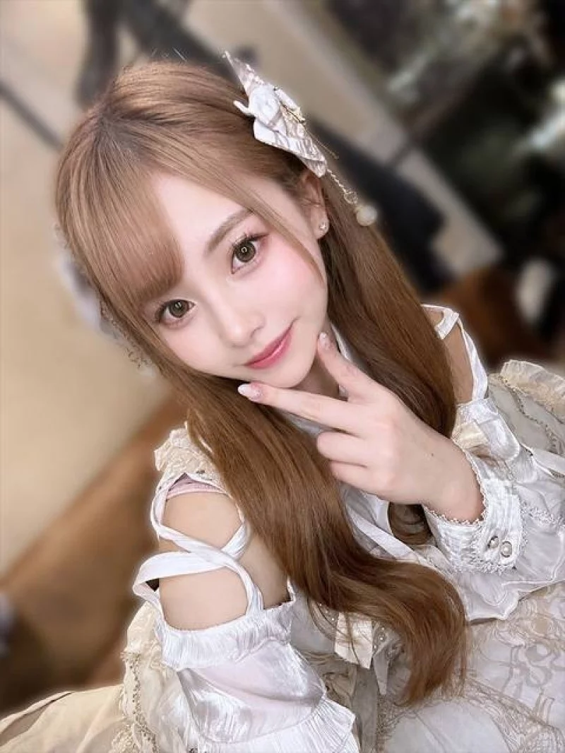 FC2-PPV-4904121 FC2-PPV-4904121 - [Face Revealed] "18-Year-Old Beautiful Cosplayer With Rapidly Increasing Followers" Makes A Shocking Appearance On Fc2. Rare Footage Of Unprotected Sex During Her Fertile Period, 1 Hour And 24 Minutes. *Only A F